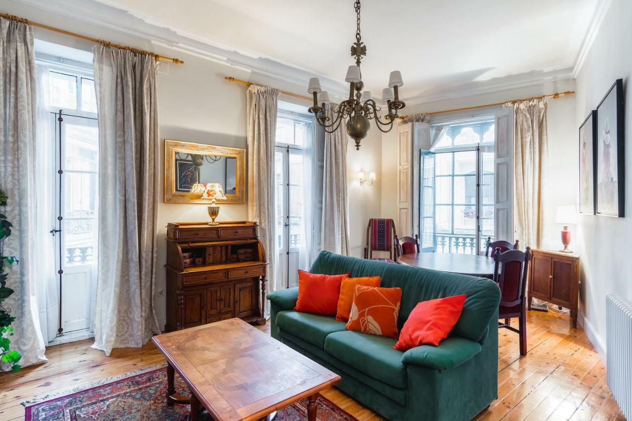 Housing - Las Vidrieras Apartment