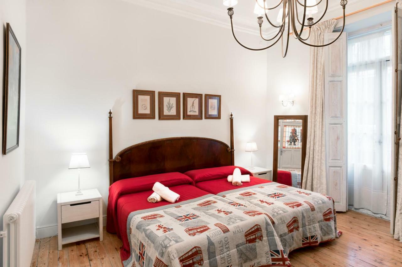 Housing - Las Vidrieras
